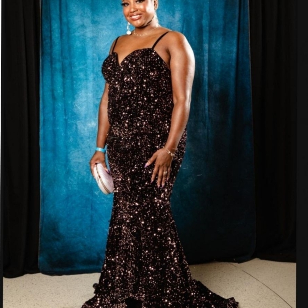Elegant Black Sequin Gown